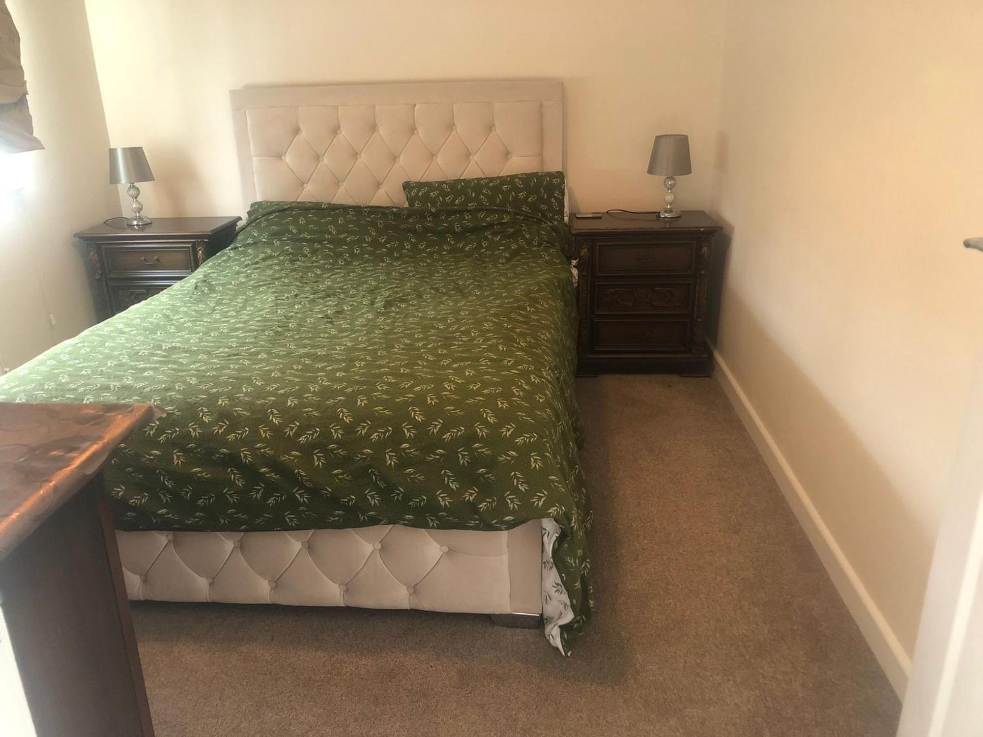 Entire Guest Suite With Gated Property Broad Blunsdon ภายนอก รูปภาพ